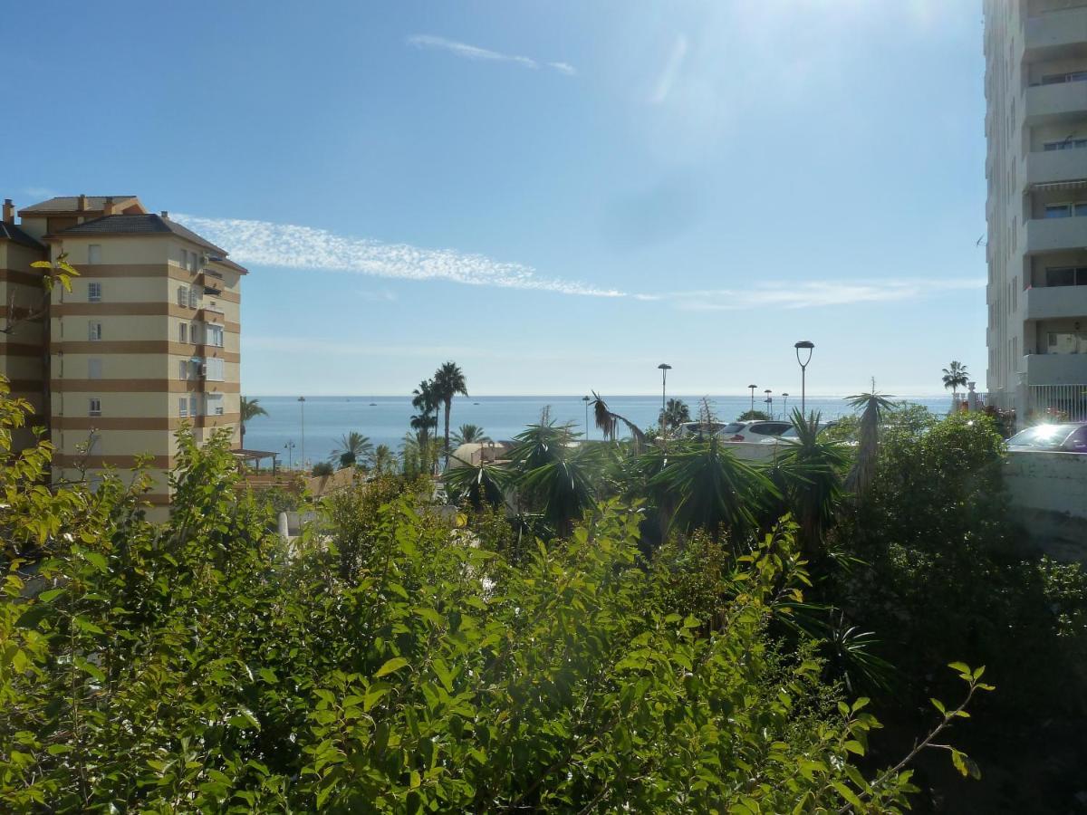 Parking Privado Benalbeach ベナルマデナ エクステリア 写真